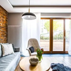 Apartment Homewell Maraton Gardens