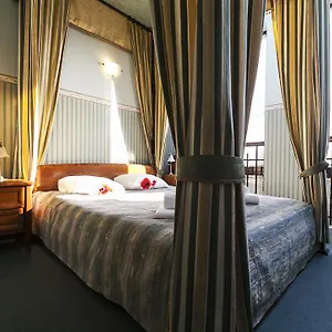 *** Отель Fort Hotel Польша