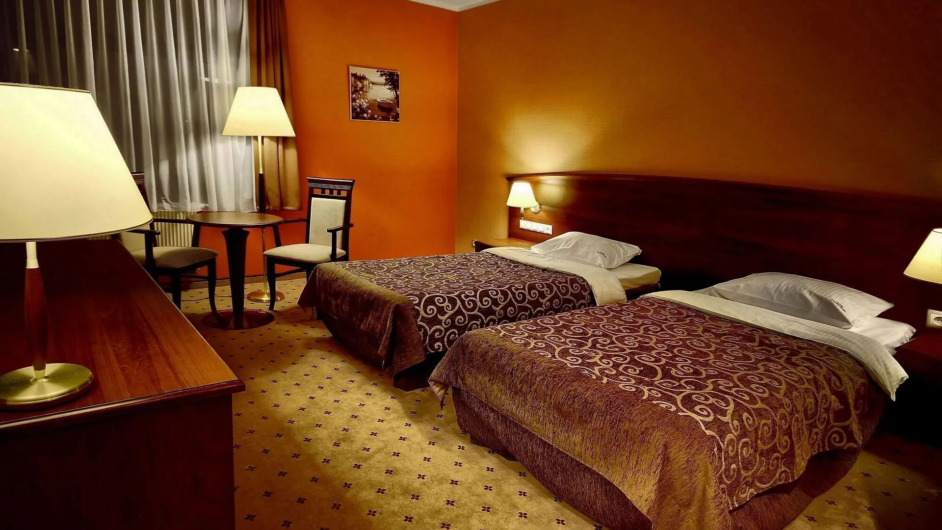 Grand Royal Hotel Poznan 4*,
